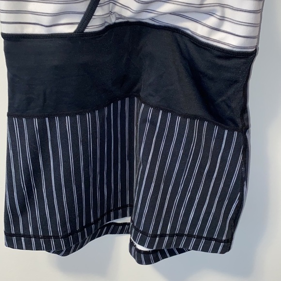 Lululemon Tank with Shelf Bra - Picture 3 of 5